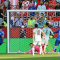 UŽIVO: Ronaldo rekorder, Livaković junak, Portugal bolji