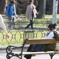 Toplo uz slab vetar, mogući pljuskovi tokom večeri: Temperature do 37 stepeni
