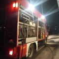 Gori divlja deponija u Đakusu,deo prokupačkih vatrogasaca na ispomoć u Bojniku