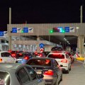 Putujete iz Srbije? Ovo su granični prelazi na kojima vas danas čeka najduži red