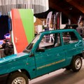 Ovo je najuži automobil na svetu Ima širinu od samo 50,2 cm, a bazira se na Fijatu Pandi