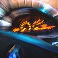 Osamnaestogodišnjak uleteo zlatnim BMW-om među navijače i povredio 10 ljudi, evo šta ga čeka