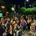Održan protest ispred Jovine gimnazije, traže odgovorne za prisluškivanje