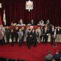 Smrt demokratije i parlamentarizma u Kragujevcu: Milan Tanović (POKS) povodom „bežanja od teme slučaj Servis” gradskih…