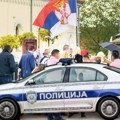 Presretnuta kolona svatova u Leskovcu: Mlada izašla u venčanici, policija opkolila vozilo! Pretresli ga, pa zanemeli od…