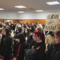 Protesti i blokade kragujevačkih studenata: Stavili prst na čelo i – ustali