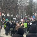 Veliki broj studenata i građana na skupu „Sretnimo se na Sretenje” u Kragujevcu