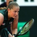 Šuvej i Ostapenko poslednje finalistkinje Vimbldona