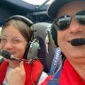 Otac i ćerka stradali u strašnoj avionskoj nesreći: LJudi bespomoćno gledali kako gore nakon pada u njivu - horor u Italiji