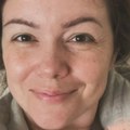 Glumica se porodila skoro mesec dana pre termina: Posle 21. dan zagrlila ćerku, sada je obuzele emocije