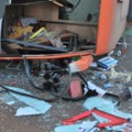 Najmanje 13 ljudi poginulo, više od 10 povređeno kada se prevrnuo autobus