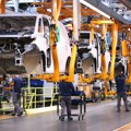 Nemačka auto-industrija poziva na smirivanje tenzija u sporu oko carina između SAD i EU