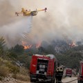 Veliki požari u Hrvatskoj: Kanaderi iznad Brača, više od 160 vatrogasaca na terenu