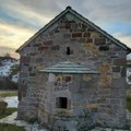 Sveštenik Arsić obišao oskrnavljeni hram kod Podujeva, naišao na zaključanu crkvu
