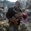 Ministarstvo iz Gaze: U izraelskim napadima ubijeno 18.205 ljudi, 45 odsto žrtava su deca