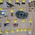 Uhapšene dve osobe u Nišu kod kojih su pronađeni bomba, oružje, municija