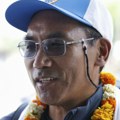 Ovaj čovek se popeo na Mont Everest 31. Put Oborio je sopstveni rekord (foto)