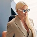 Jelena Karleuša spakovala kofere i sa ćerkama otišla iz Srbije Duško Tošić se odmah oglasio, svaki otac će ga razumeti