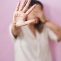 Poznati hrvatski režiser na optuženičkoj klupi Ugrizao ćerku za ruku čupao je i davio tužilaštvo traži godinu dana zatvora…