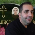 Србин 4 године био мртав у стану: Када је полиција ушла у стан, музика се чула на радију: Прозвали су га "најусамљенијим…