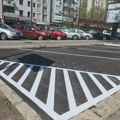Протест у Петроварадину због увођења наплате паркирања око железничке станице: „Уместо да нам реше проблеме они уводе нове…