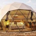 Da li bi ste se odlučili za glamping u pustinji – novi trend u putovanjima