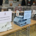 Republička izborna komisija nabavlja sprejeve, UV lampe, baterije...