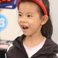 (Video) Bravo, mala! Devojčica (6) oborila ženski svetski rekord u slaganju Rubikove kocke – pogledajte koliko joj je trebalo…