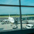 "Čuo sam vrisak, pa zvuke udaraca, ugrizla ju je": Haos na letu iz Ljubljane: Putnica napala stariju ženu pored sebe…