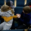 Rusija vratila šestero ukrajinske djece njihovim porodicama