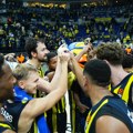 Veliki istanbulski derbi pripao feneru: Gudurić i Biberović presudili "tankom" Efesu