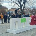 Prosvetni radnici Pirota nastavljaju proteste, komemorativni skup u petak u 11.52