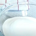 Zapis jedne medicinske sestre Ovaj obični rastvor spasao je hiljade života, obavezno ga uvek imajte pri ruci