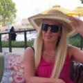 "Džaba mi milioni kad nemam dete" Bolne reči jedne od najbogatijih folkerki, završila u suzama