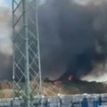 Drugi dan borbe s vatrom na deponiji u Loznici: Gust dim sakrio nebo, herojski napori vatrogasaca ne jenjavaju