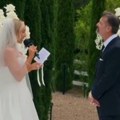 Невероватан тренутак на венчању Док је млада изговарала завет пред олтаром, догодило се нешто што ће памтити док је жива…