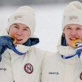 Norvežanin osvojio četvrto olimpijsko zlato, sada se radovao zajedno sa zemljakom u čuvenoj kombinaciji