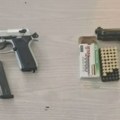 Na graničnom prijelazu Špiljani zaplenjeno oružje i 94 metka