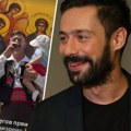 Milan Vasić sina Despota odveo na koncert u Prizrenu: U narodnoj nošnji peva i drži naslednika, prizor raznežio