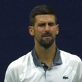 Novak se slomio na terenu! Đoković zaplakao pred punim tribinama, a onda priznao: "Razmišljao sam da predam!" (video)