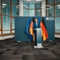 AfD osvaja istok, Levica Berlin, Merc priznao „katastrofu“