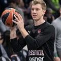 Jaramaz igra košarku karijere, Kalates uzalud punio kolone