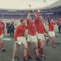 Ser Bobi Čarlton: Odlazak fudbalske legende Engleske i Mančester Junajteda