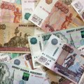 Ruska rublja jutros ojačala prema dolaru i evru