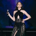 Koliko li samo zarađuje? Milica Pavlović u brutalnoj haljini pokazala obline, pa napravila lom na stadionu