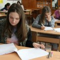 Osmacima matematika prva za probu. Počeo probni završni ispit u svim osnovnim školama u Srbiji