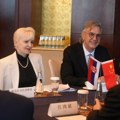 Čadež i Lazarević u Pekingu: Srbija dobija predstavništvo kineske privredne komore i evropski sajam lanaca snabdevanja 2028.…