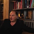 Кожне гарнитуре и књиге на све стране: Завирите у стан нашег певача, ускоро добија унуче, а сваки детаљ је пажљиво бирао…