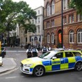 Žena makazama izbola četvoricu muškaraca u centru Londona
