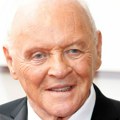 Entoni Hopkins objavljuje prvi album klasične muzike: Šta ga je vratilo prvoj ljubavi posle 60 godina?
